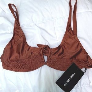 PrettyLittleThing - Chocolate Brown Bikini Top